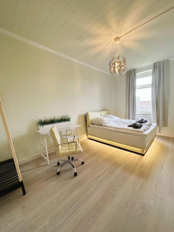 2 Schlafzimmer Waschenspuelmaschine Duisburg Bagian luar foto